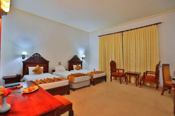 Centauria Hill Resort Ratnapura Dış mekan fotoğraf