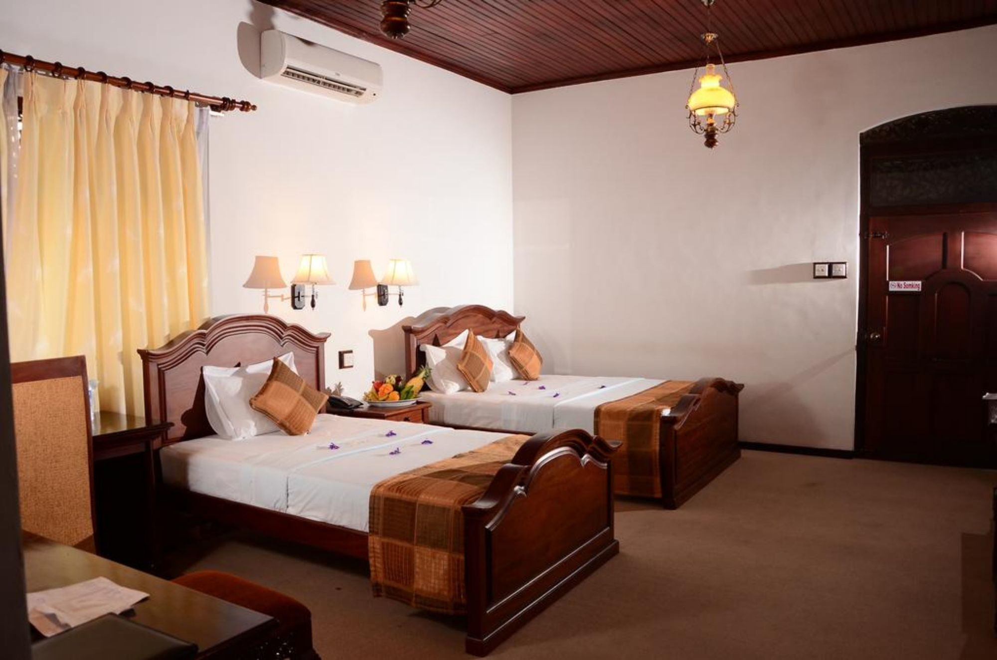 Centauria Hill Resort Ratnapura Dış mekan fotoğraf
